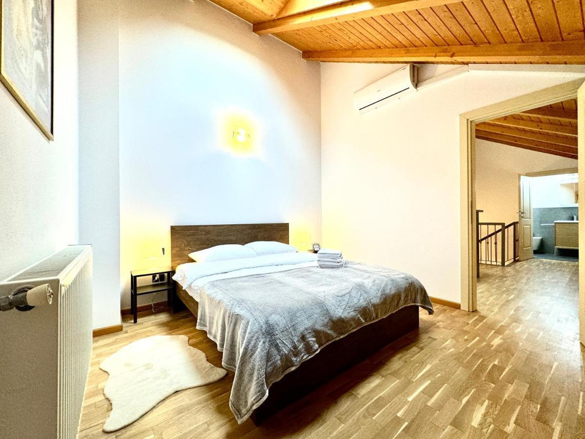The Loft Apartment Timisoara Bagian luar foto