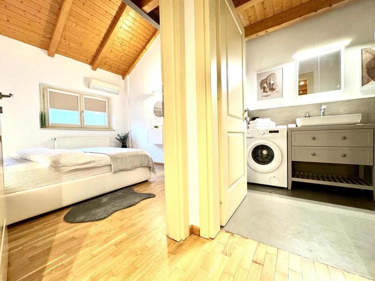 The Loft Apartment Timisoara Bagian luar foto