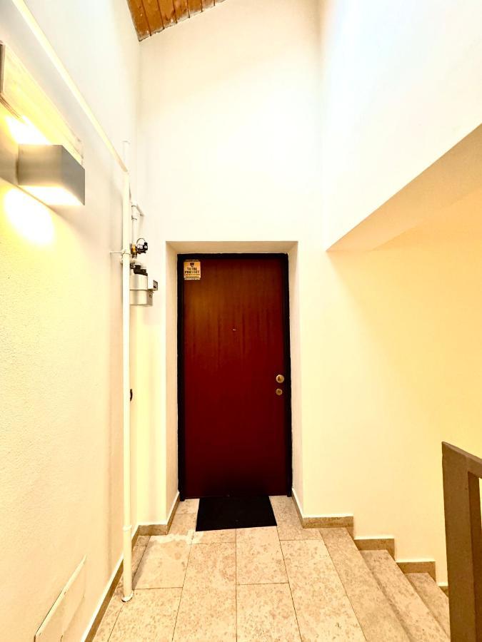The Loft Apartment Timisoara Bagian luar foto