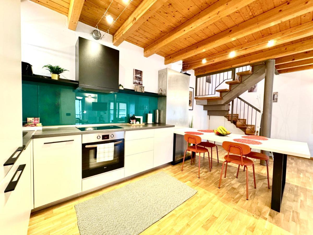 The Loft Apartment Timisoara Bagian luar foto
