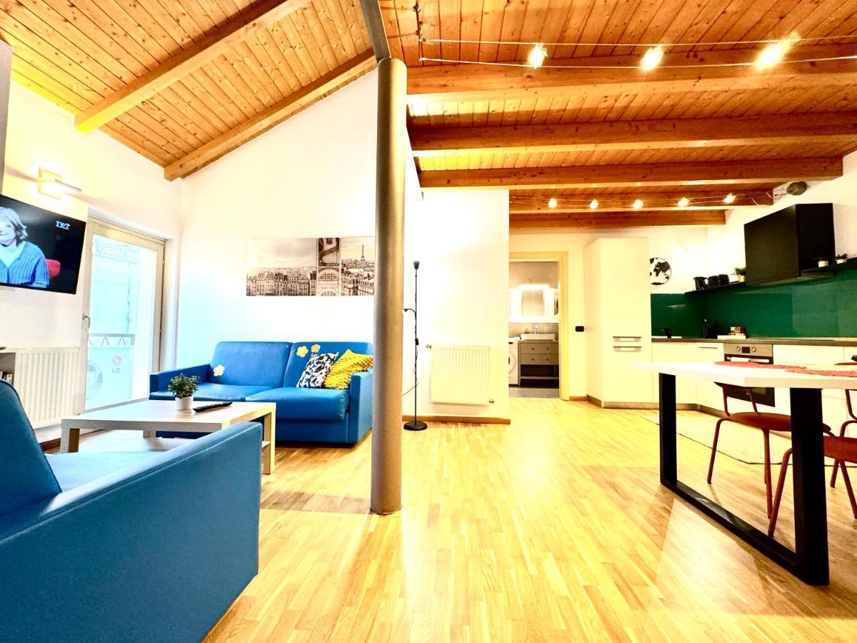 The Loft Apartment Timisoara Bagian luar foto